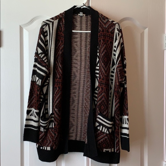 Ecote Sweaters - Maroon and Black oversized sweater Ecote Sweaters - Maroon and Black oversized sweater